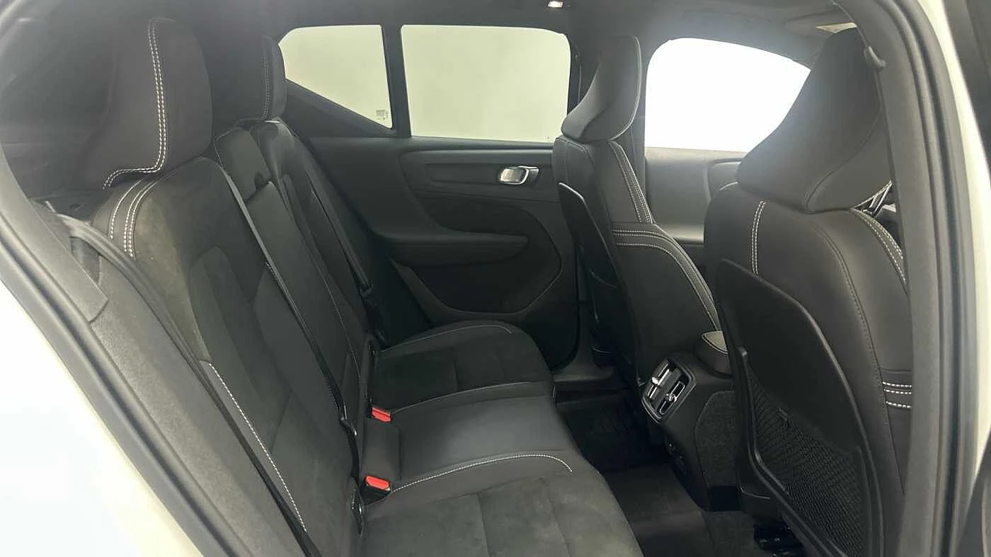 Volvo-XC40-image-7