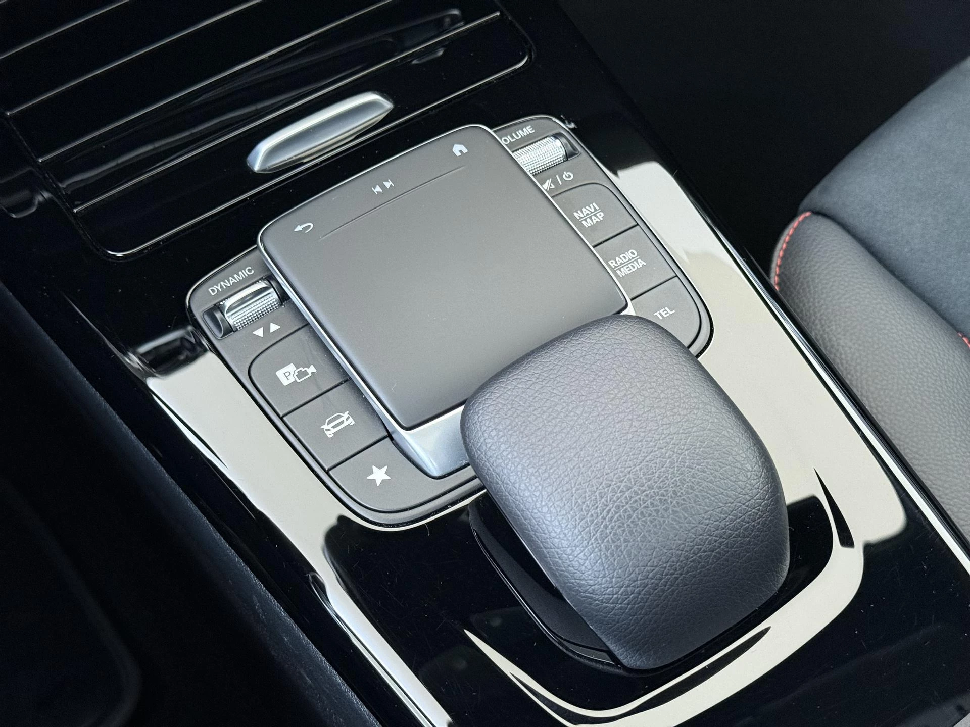 Mercedes-Benz-A-Klasse-image-24
