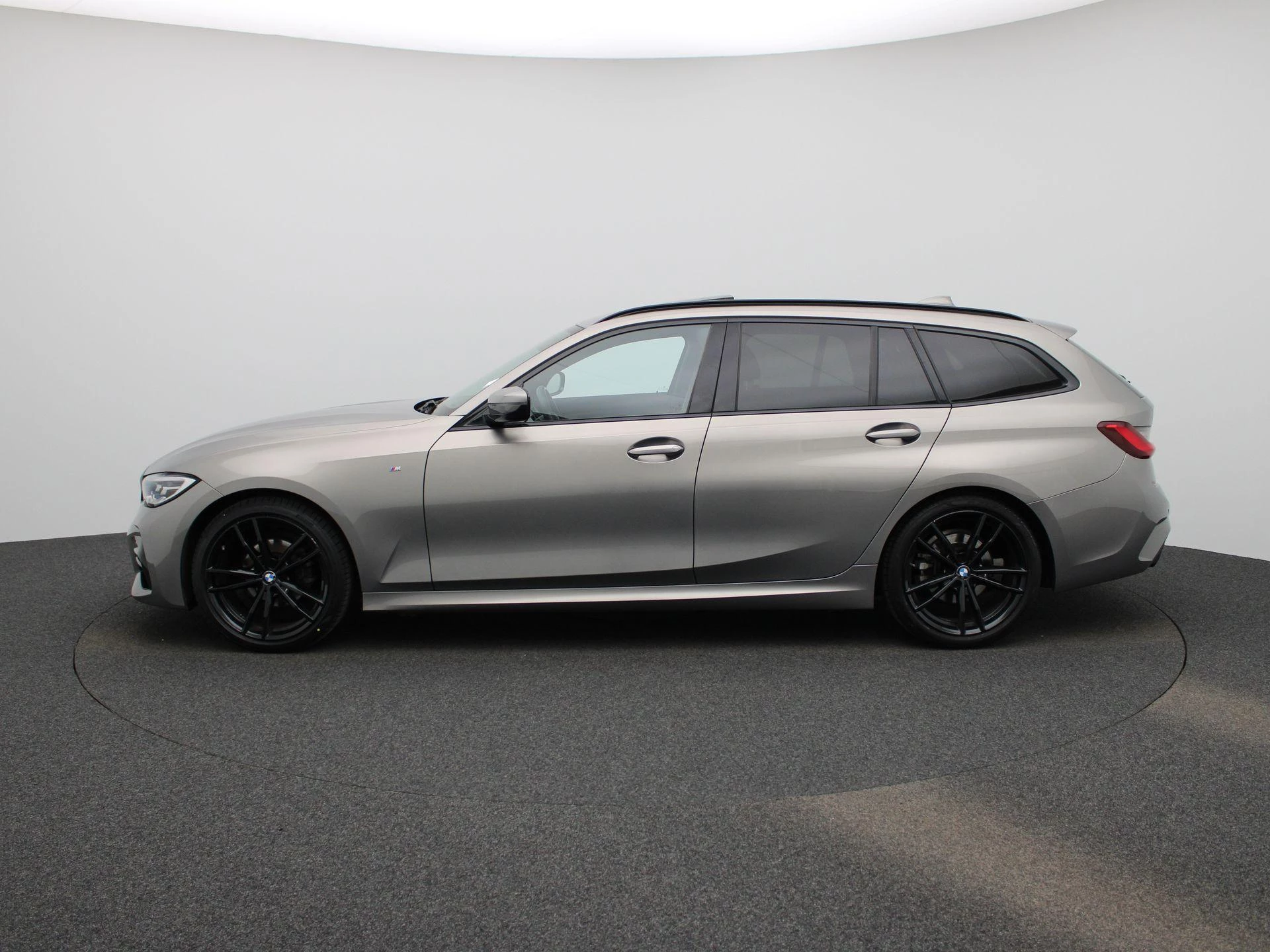 BMW-3 Serie-image-4