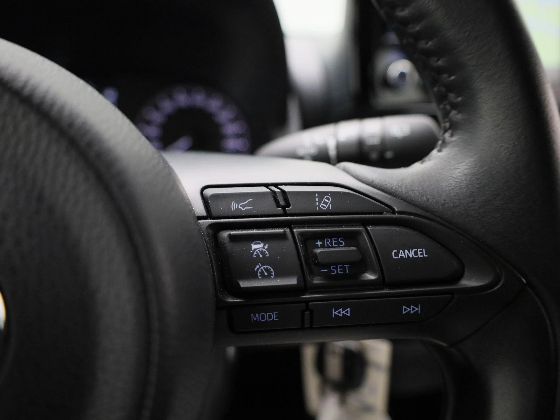 Toyota-Yaris-image-17