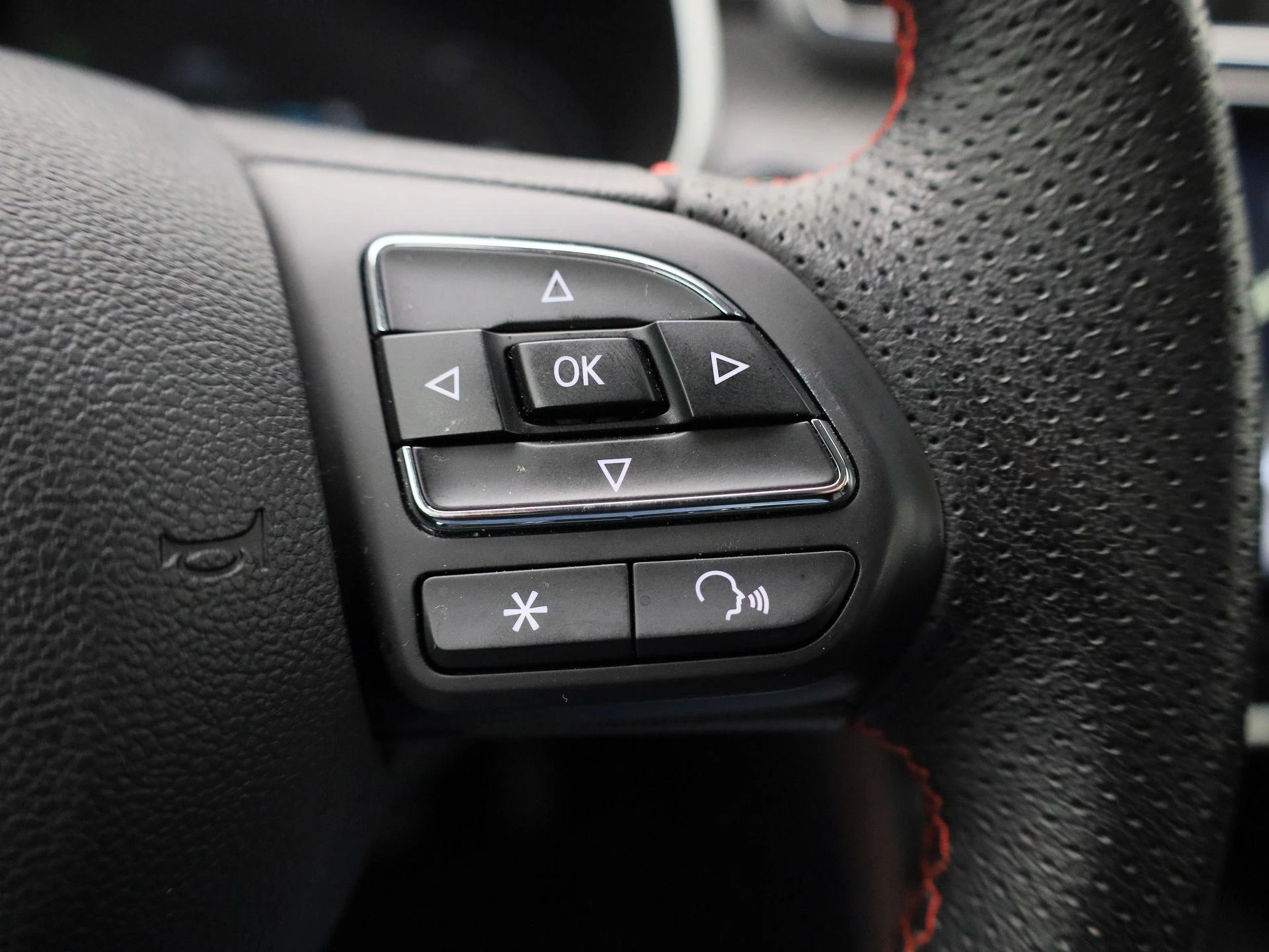 MG-ZS EV-image-17