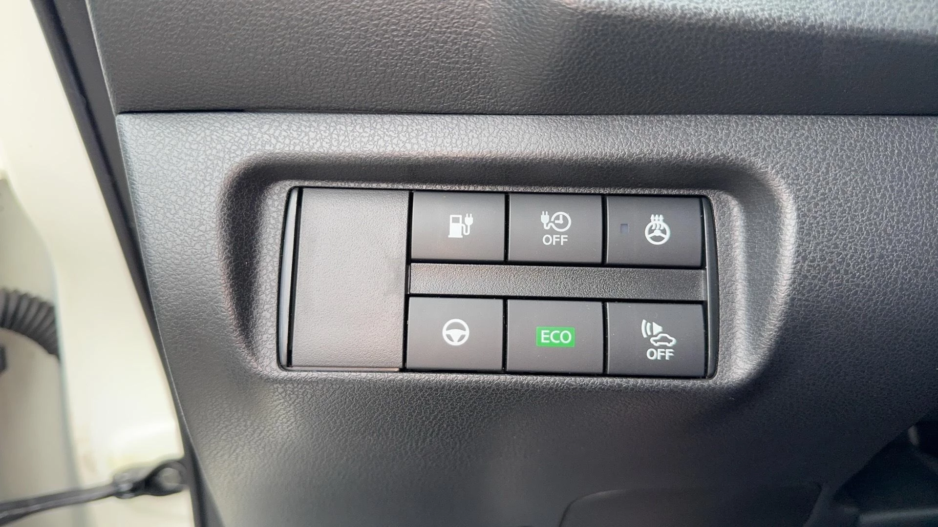 Nissan-Leaf-image-4