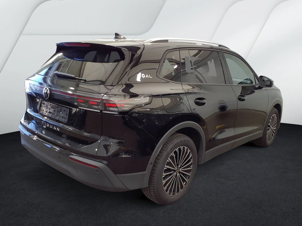 Volkswagen-Tiguan-image-1