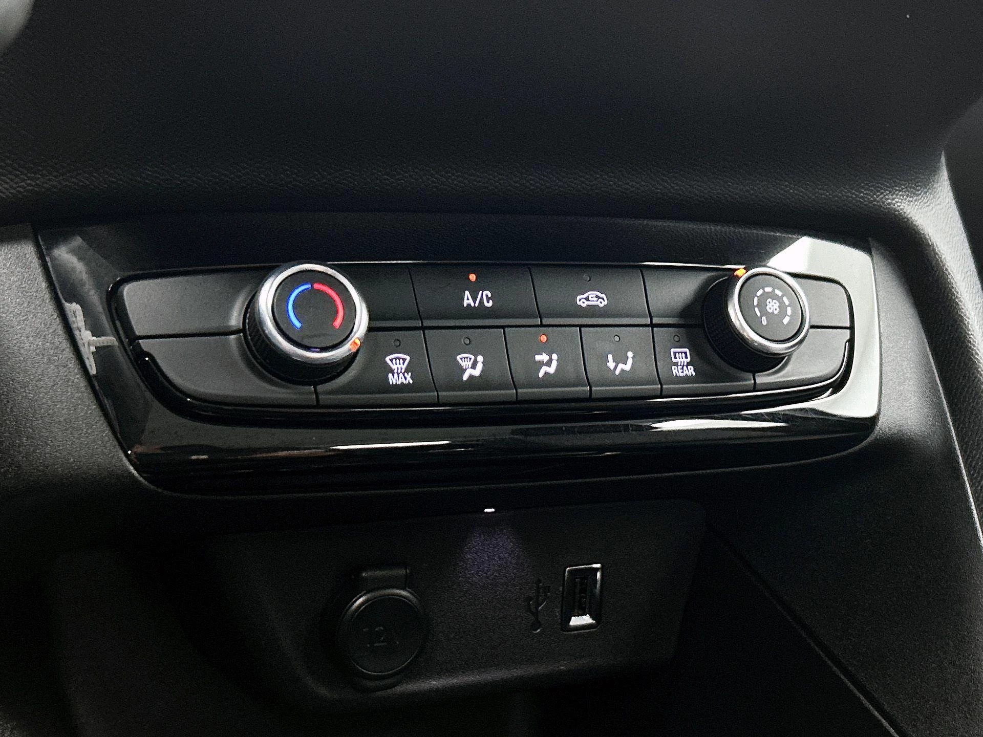 Opel-Corsa-image-14