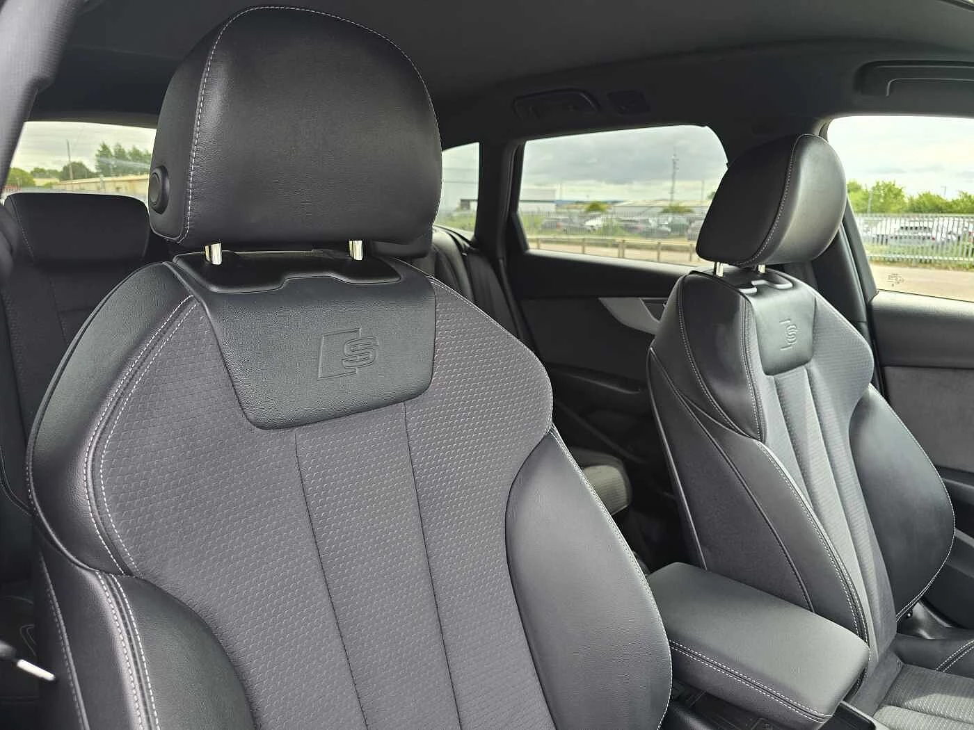 Audi-A4-image-14