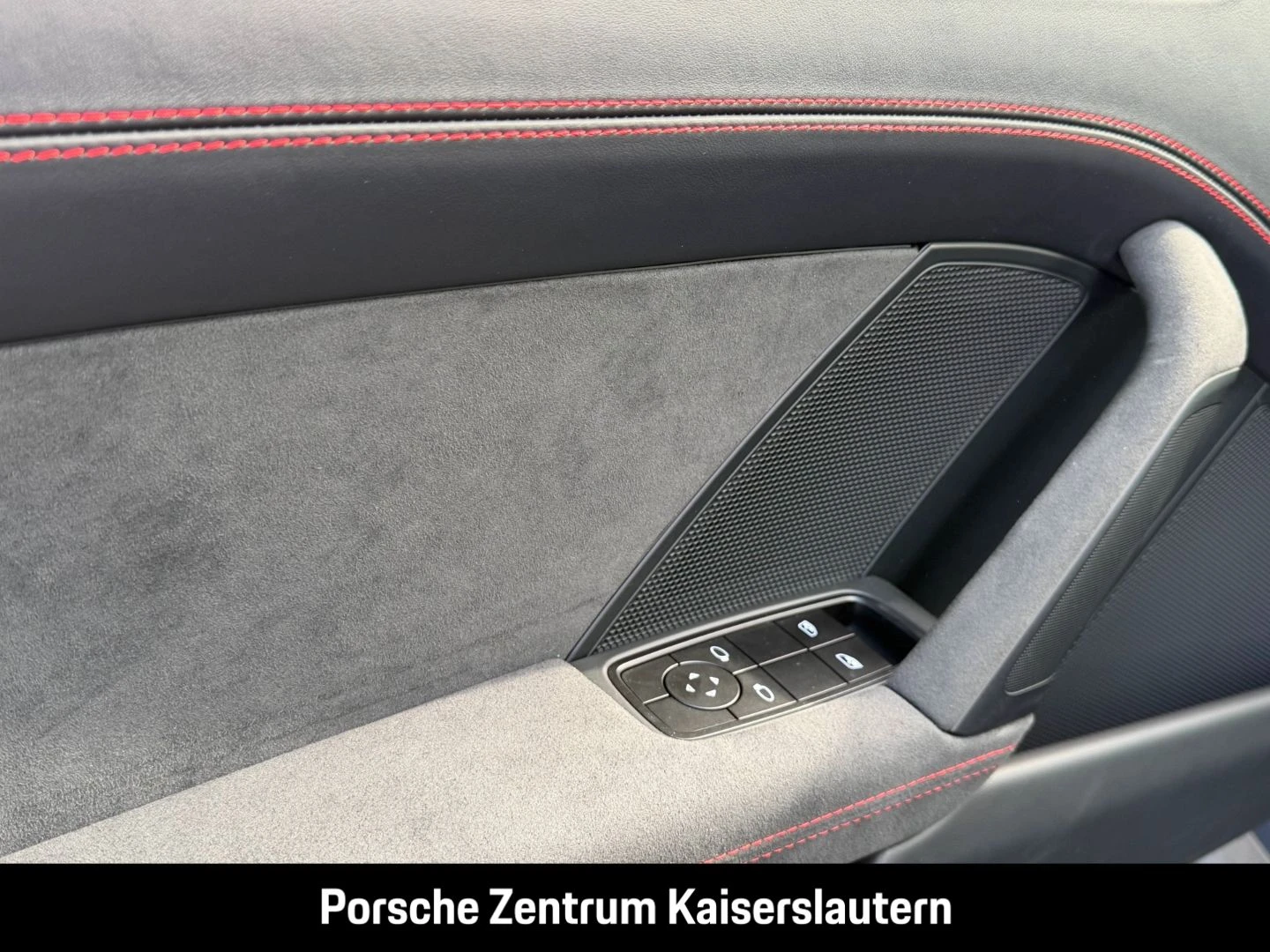Porsche-911-image-23