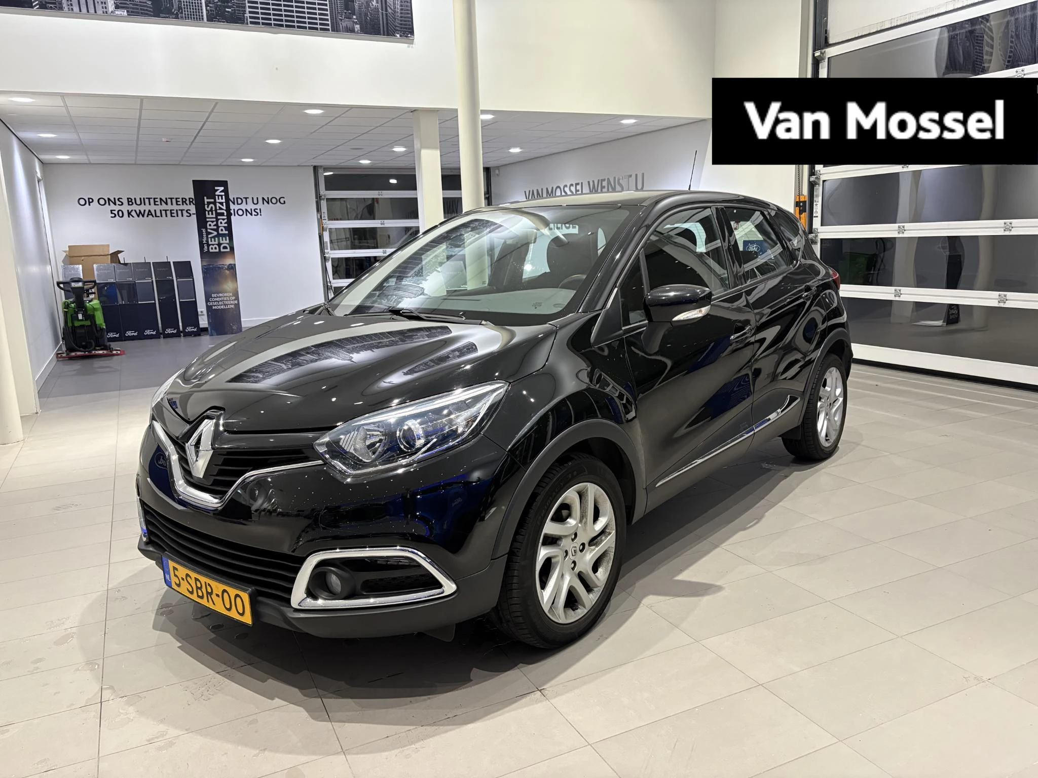 Renault-Captur-image-0