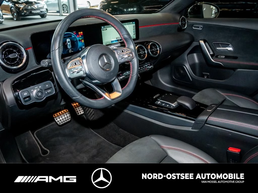 Mercedes-Benz A-Klasse 200 d AMG NAVI TEMPO LED SHZ KAMERA AMG Line