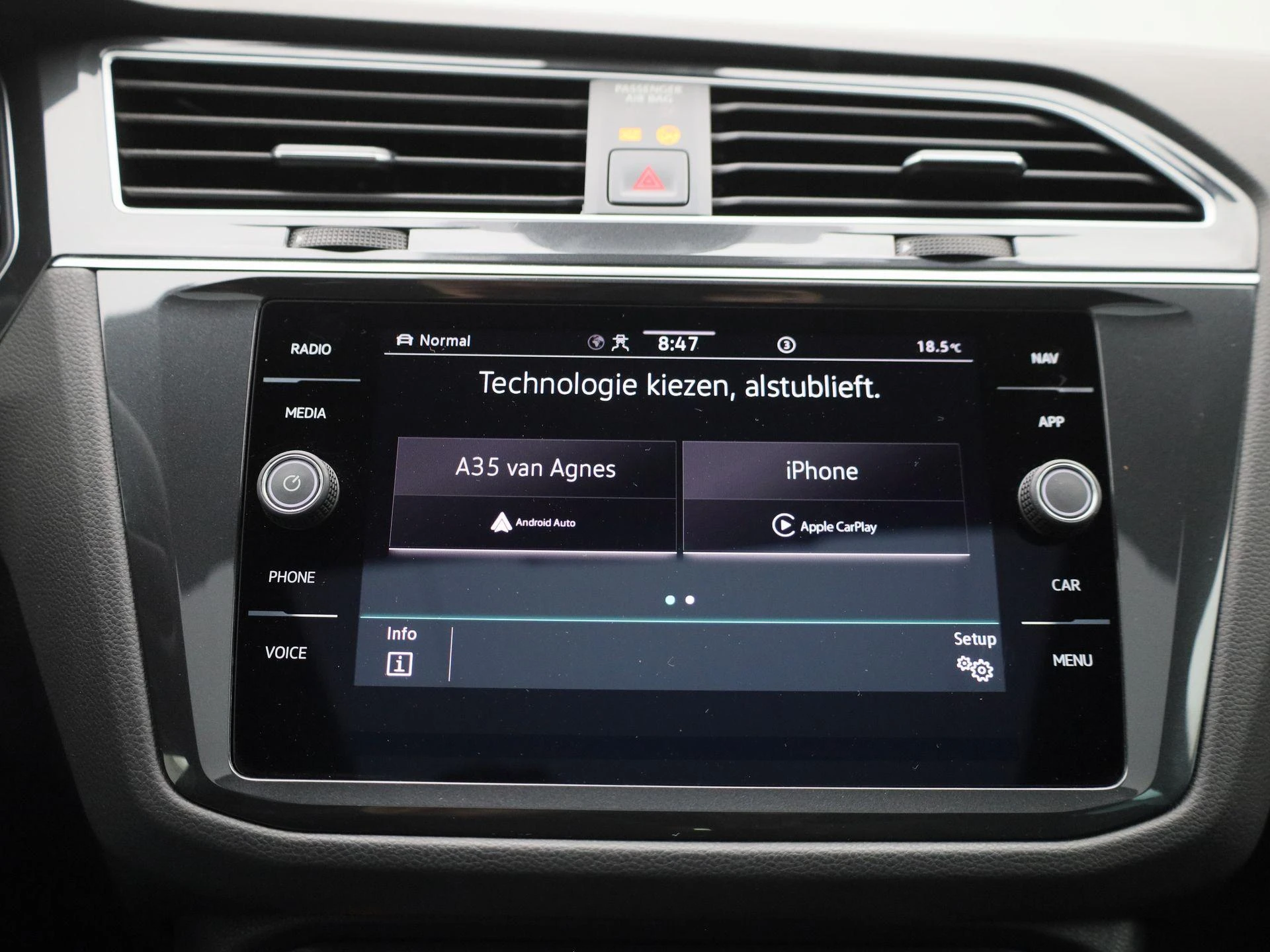 Volkswagen-Tiguan-image-22
