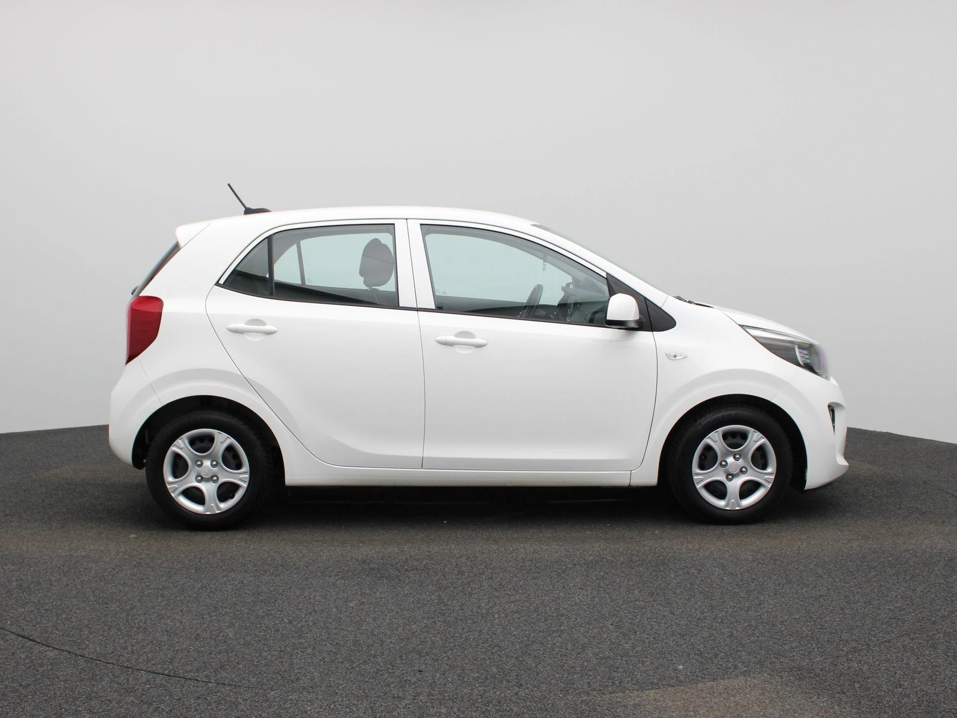Kia-Picanto-image-5
