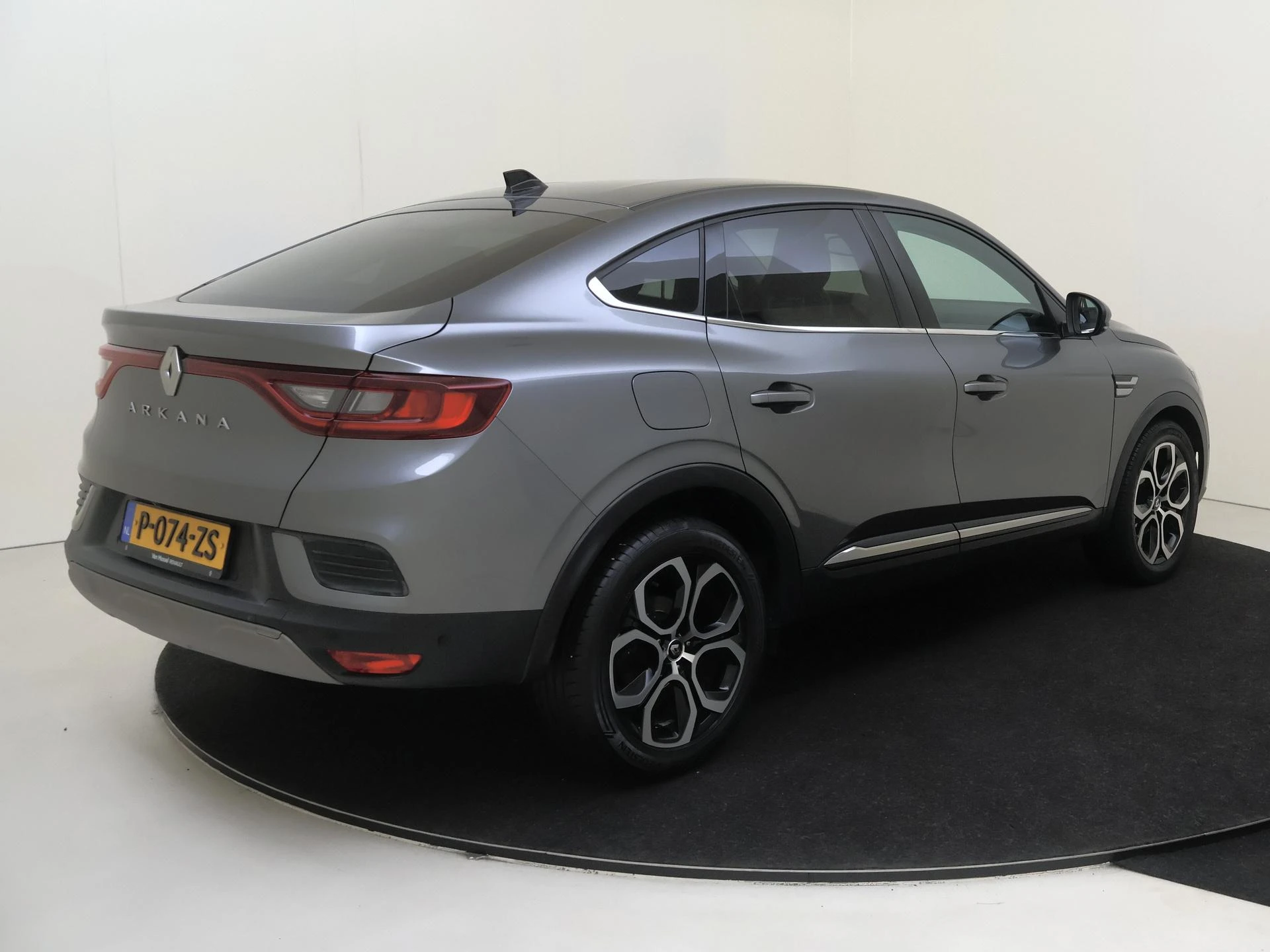 Renault-Arkana-image-3