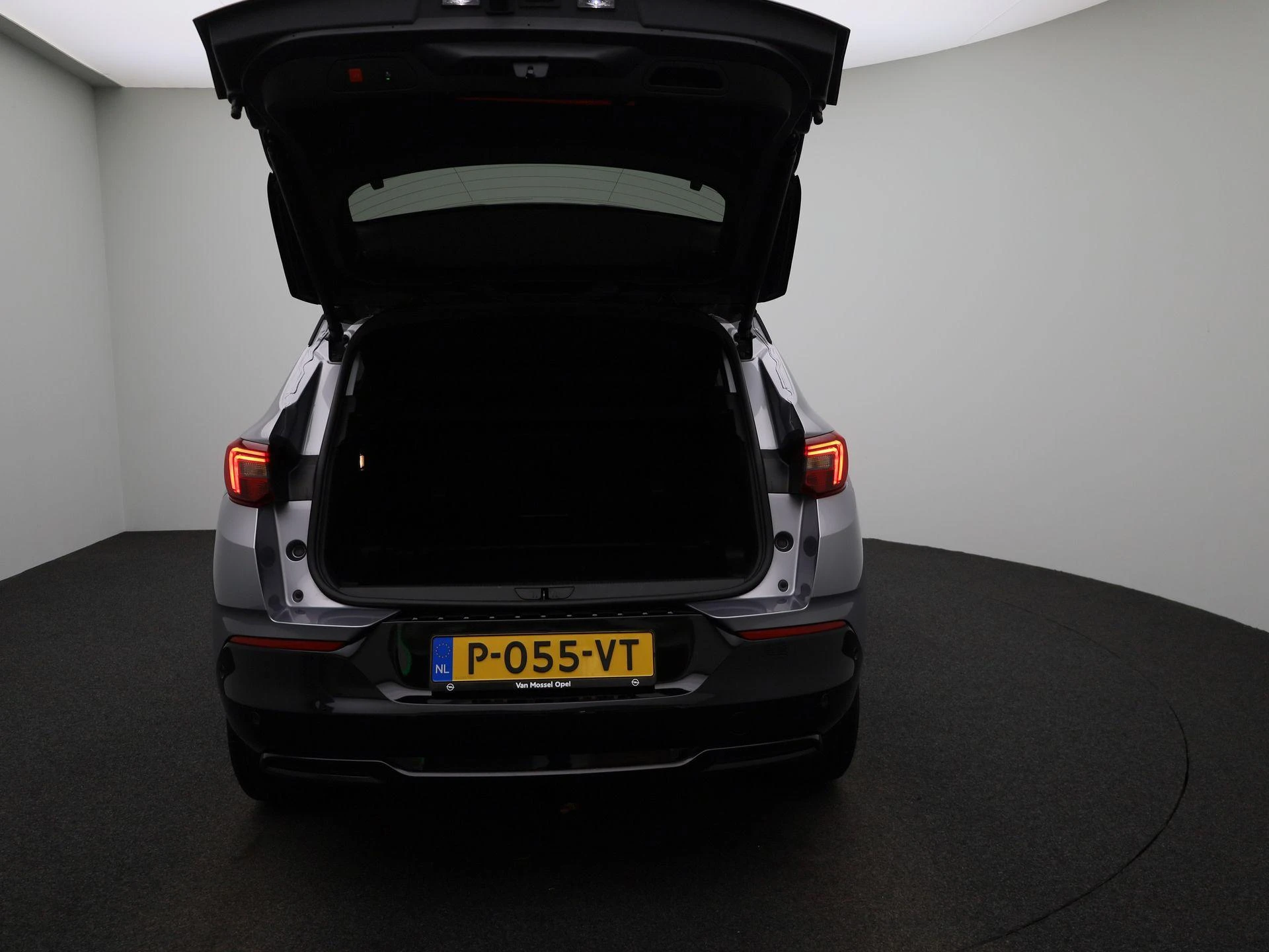 Opel-Grandland-image-10