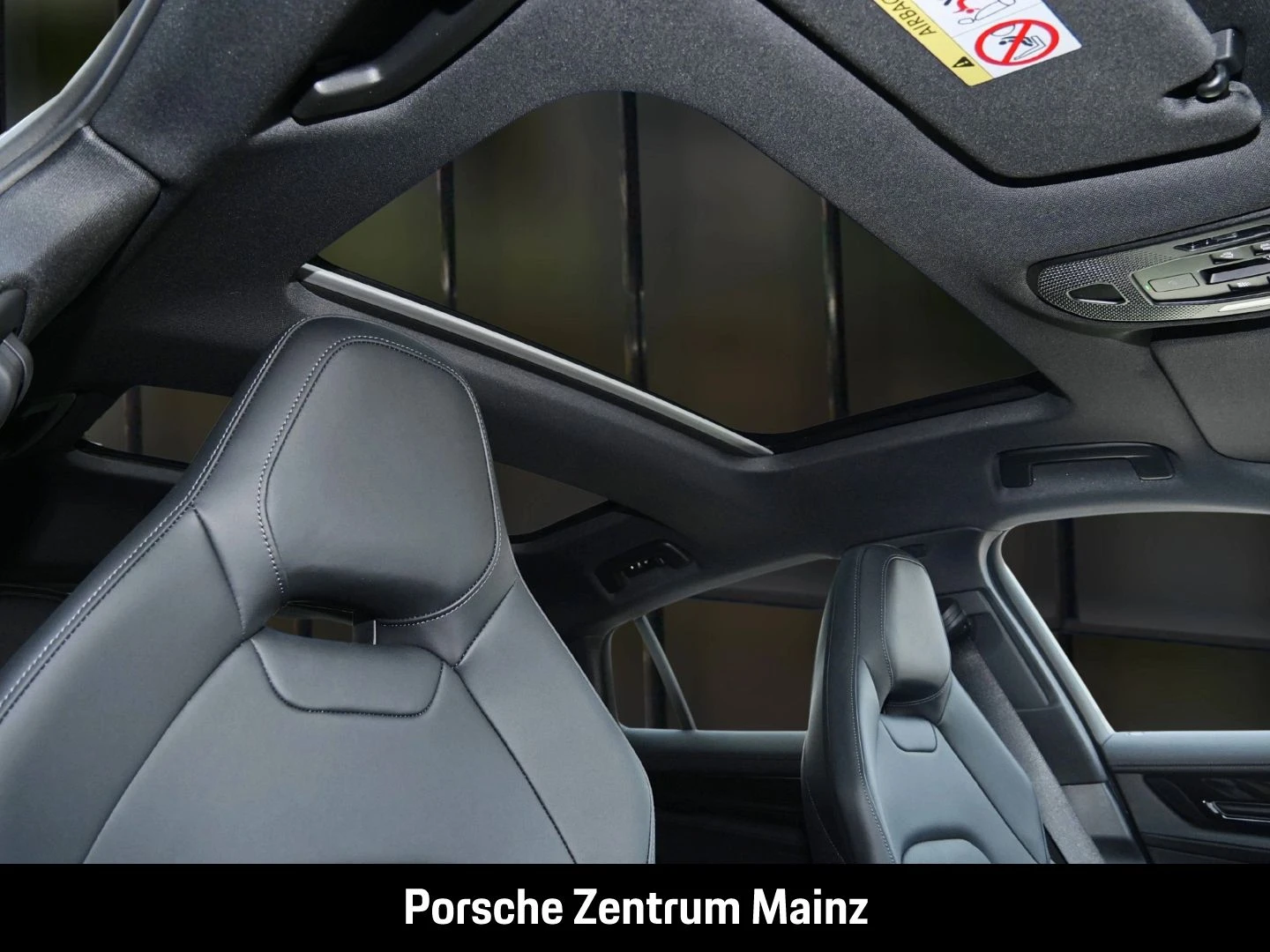 Porsche-Panamera-image-22