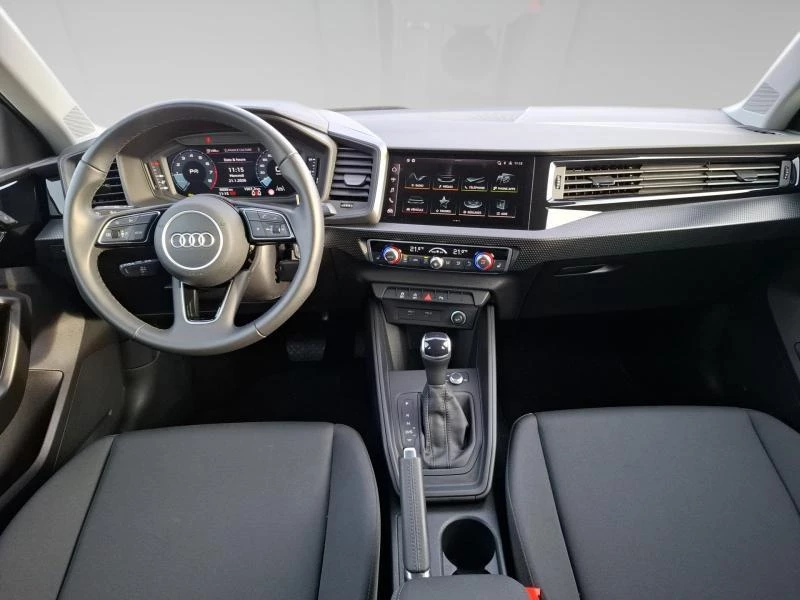 Audi-A1 Sportback-image-4