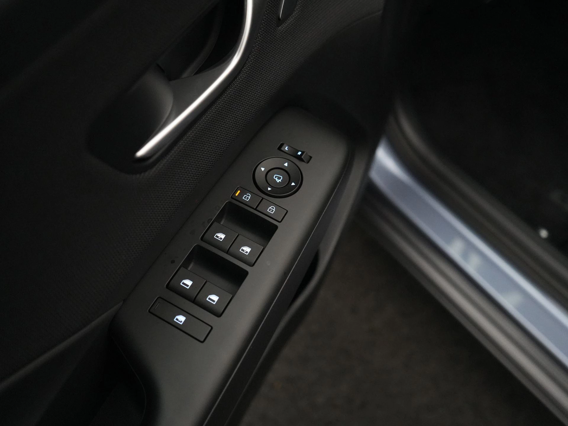 Hyundai-Kona-image-36