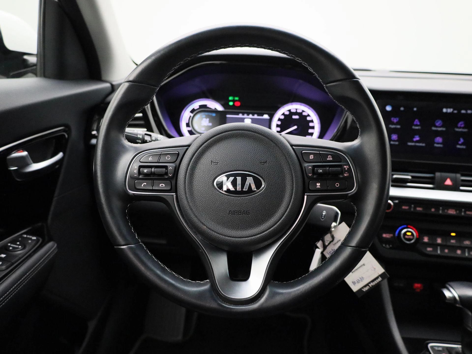 Kia-Niro-image-6