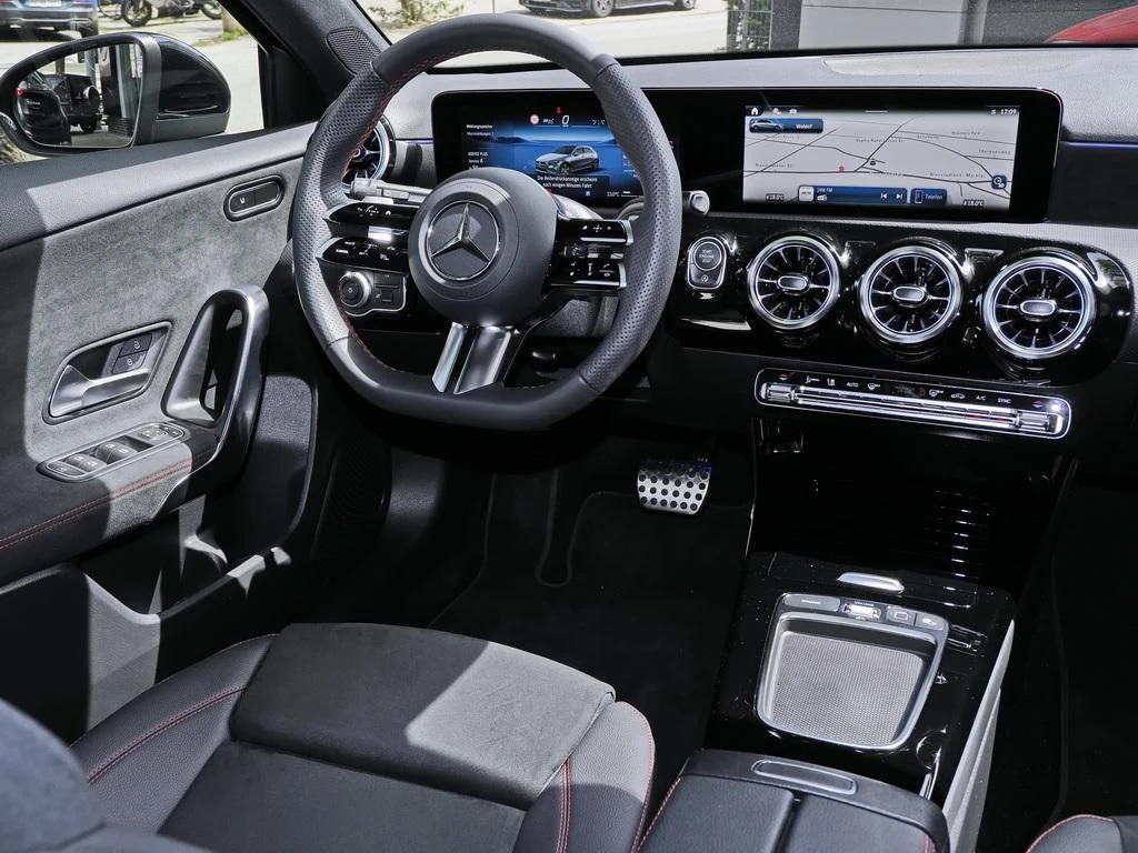 Mercedes-Benz-A-Klasse 200-image-10