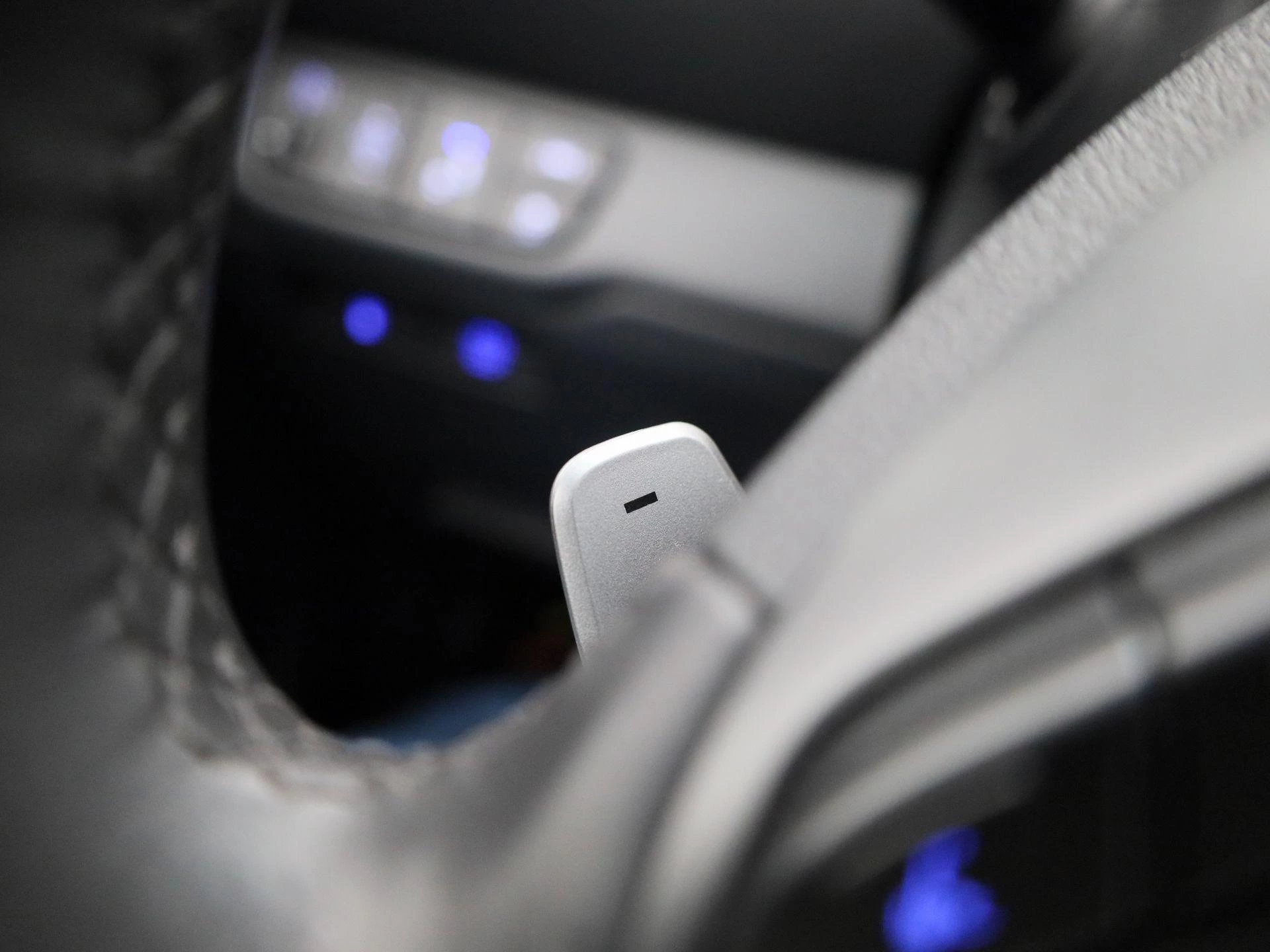 Hyundai-IONIQ-image-21