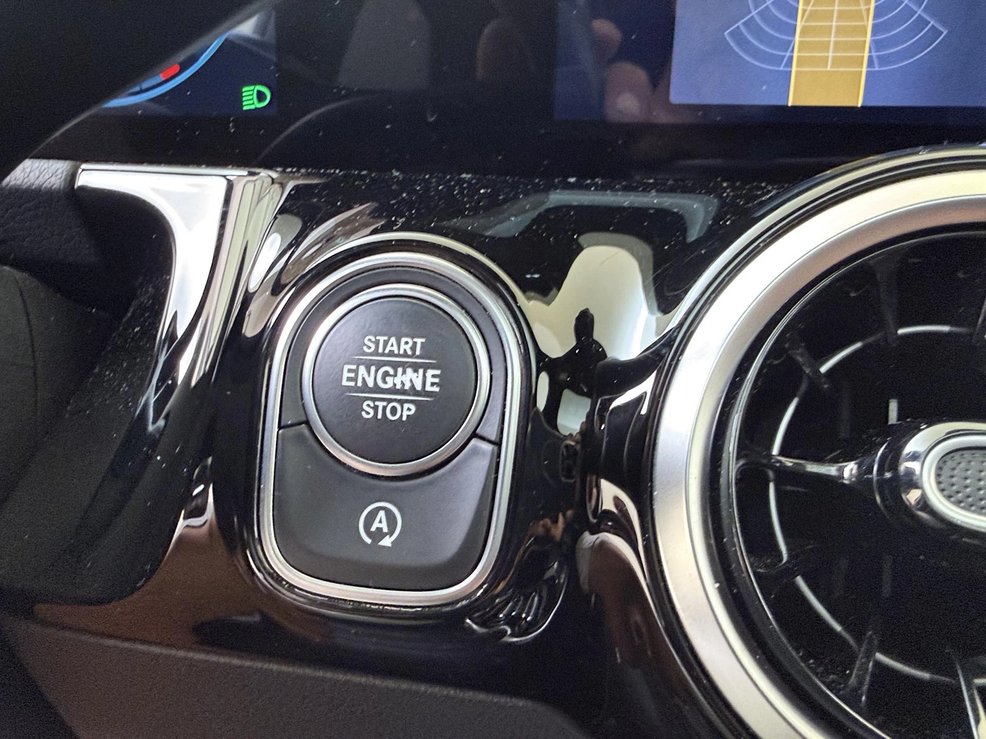 Mercedes-Benz-B-Klasse-image-21