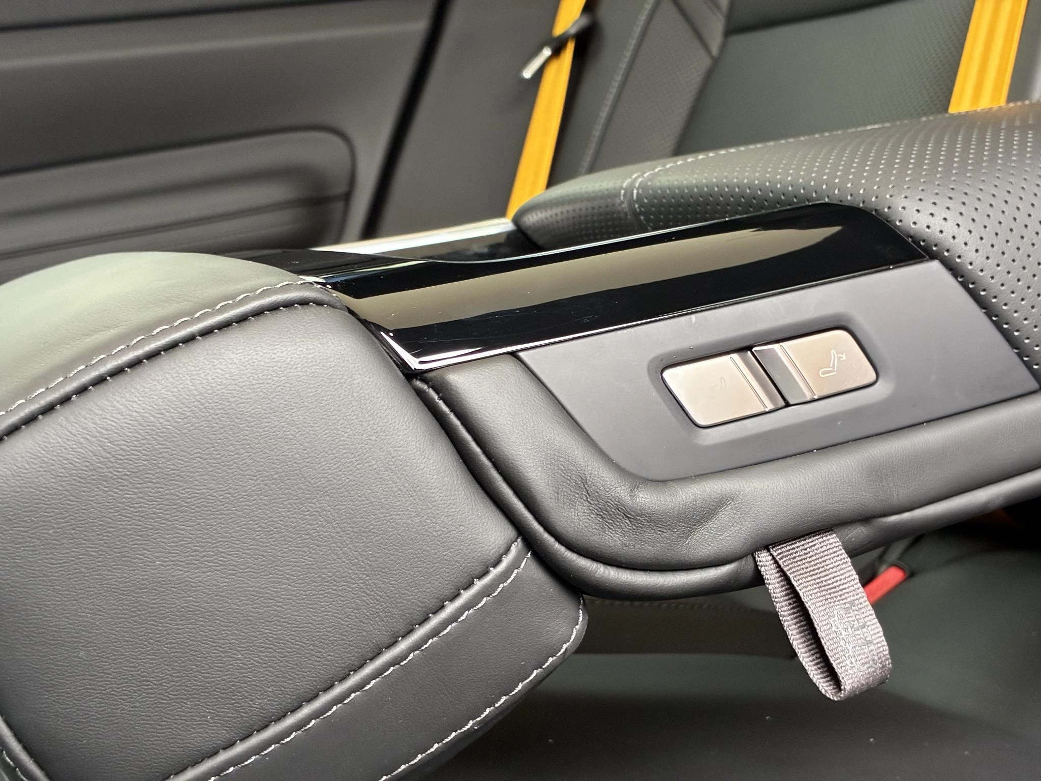 Polestar 4 Long Range Dual motor Plus 100 kWh