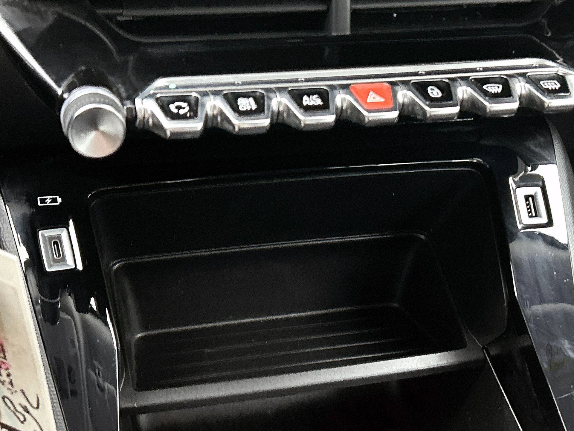 Peugeot-2008-image-27