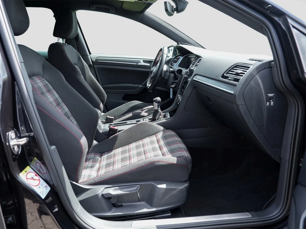 Volkswagen Golf 2.0 TSI GTI Performance 6-Gang Getriebe *LED*Navi*ACC*DYNAUDIO-Sound*DAB*Digi-Cockpit*18"Alufle