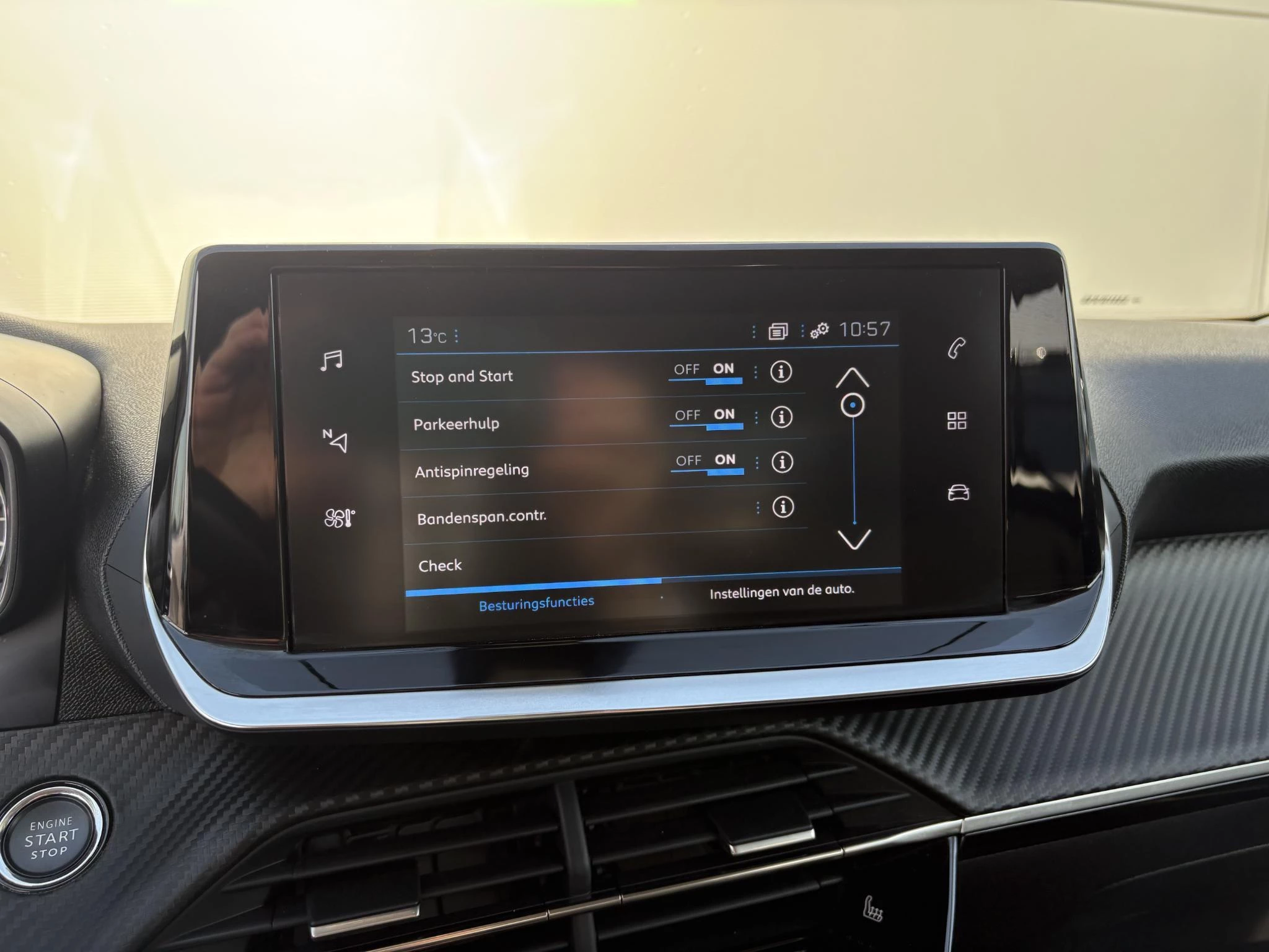 Peugeot-2008-image-19