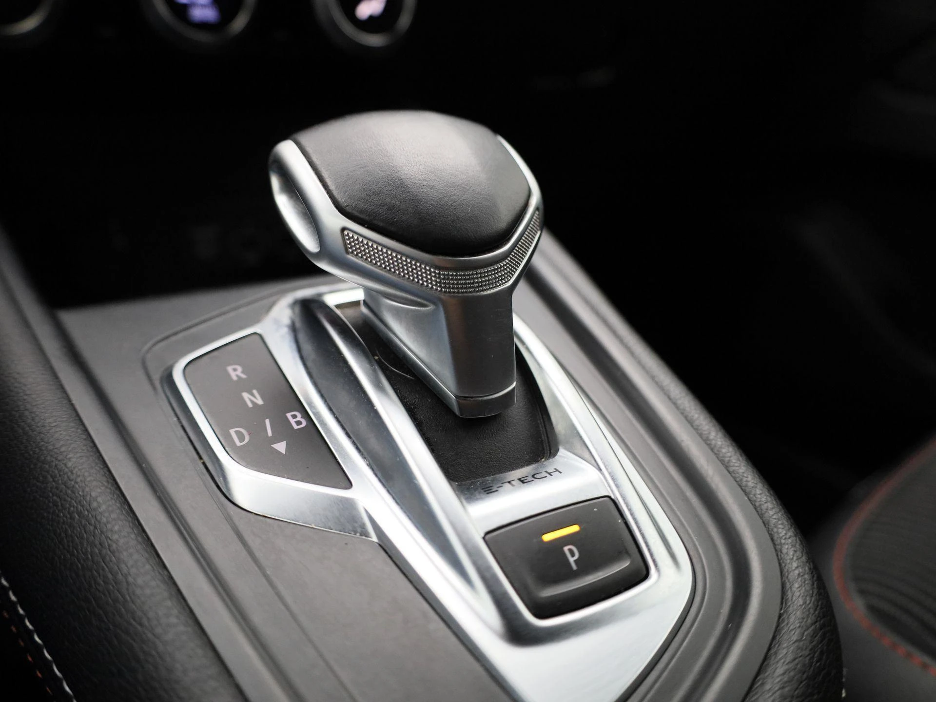 Renault-Captur-image-22