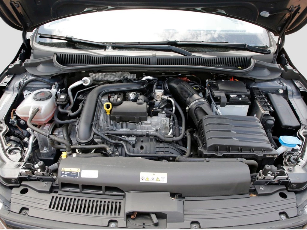 Volkswagen Polo VI 1.0 TSI DSG Life 15" Navi SHZ EPH LED