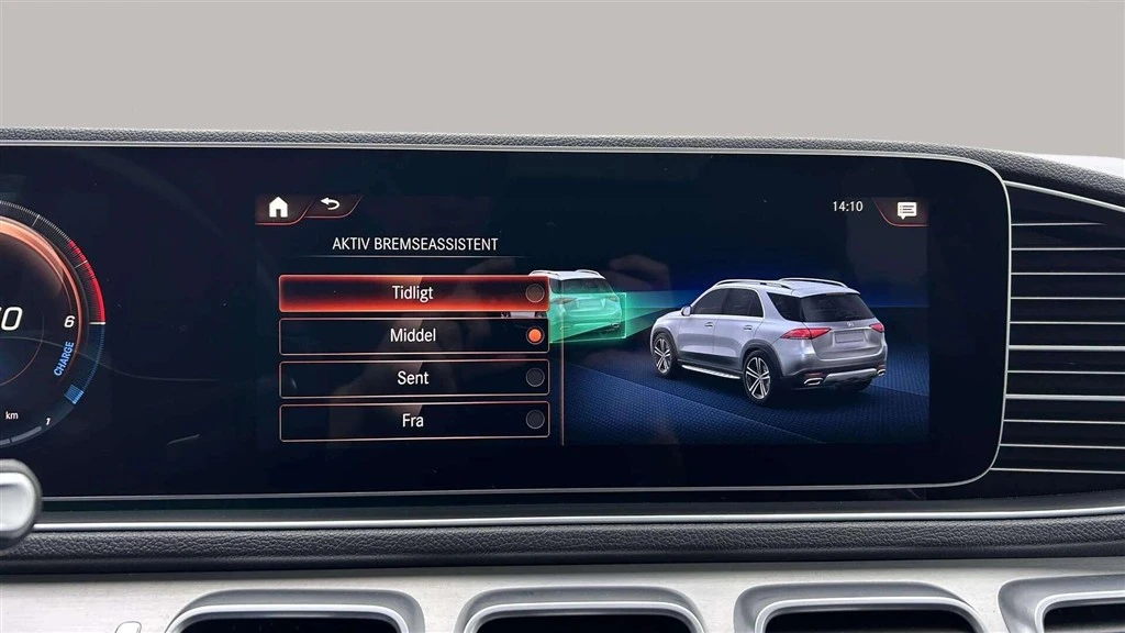 Mercedes-Benz-GLE-image-24