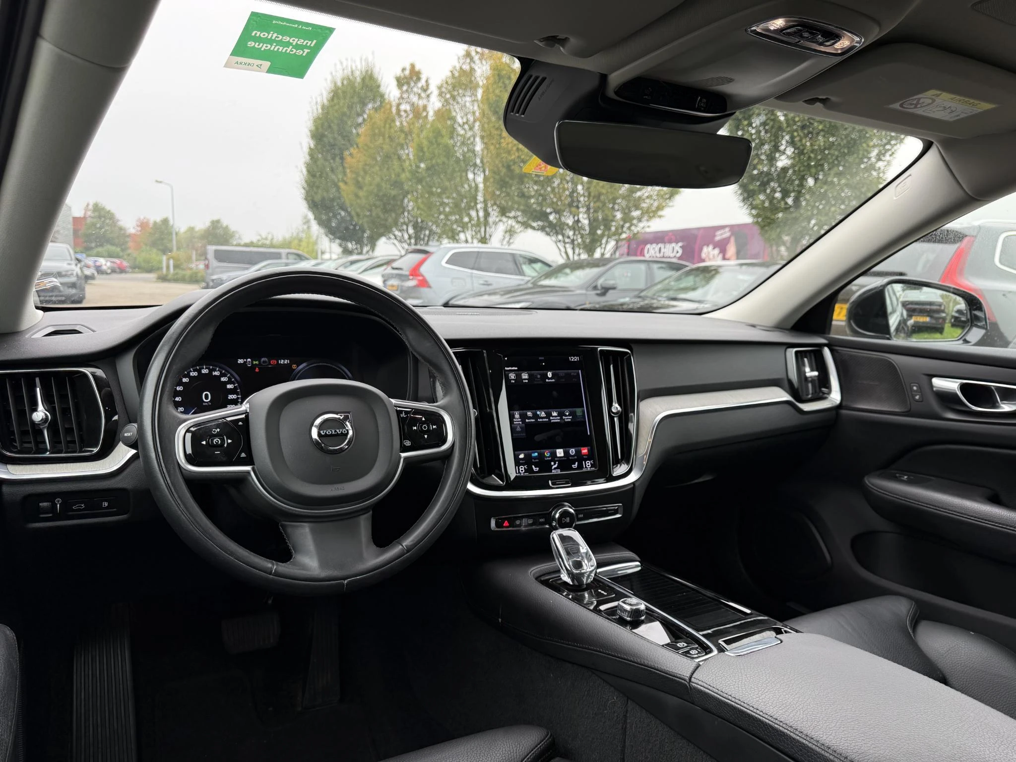 Volvo-V60-image-1