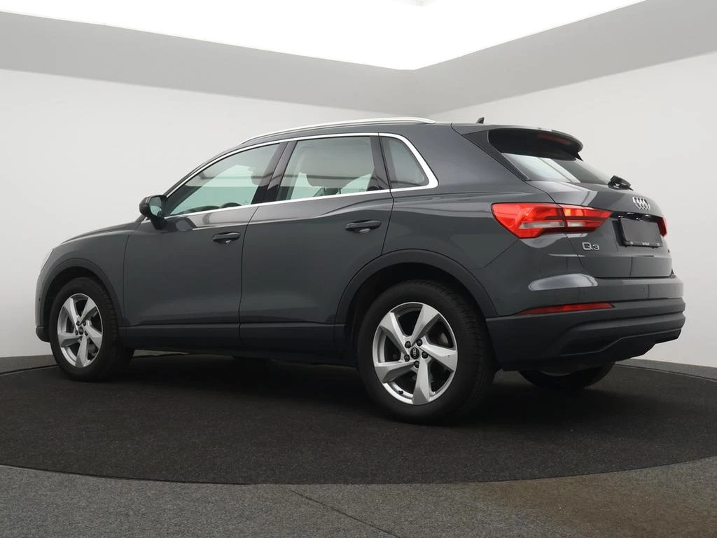 Audi-Q3-image-19