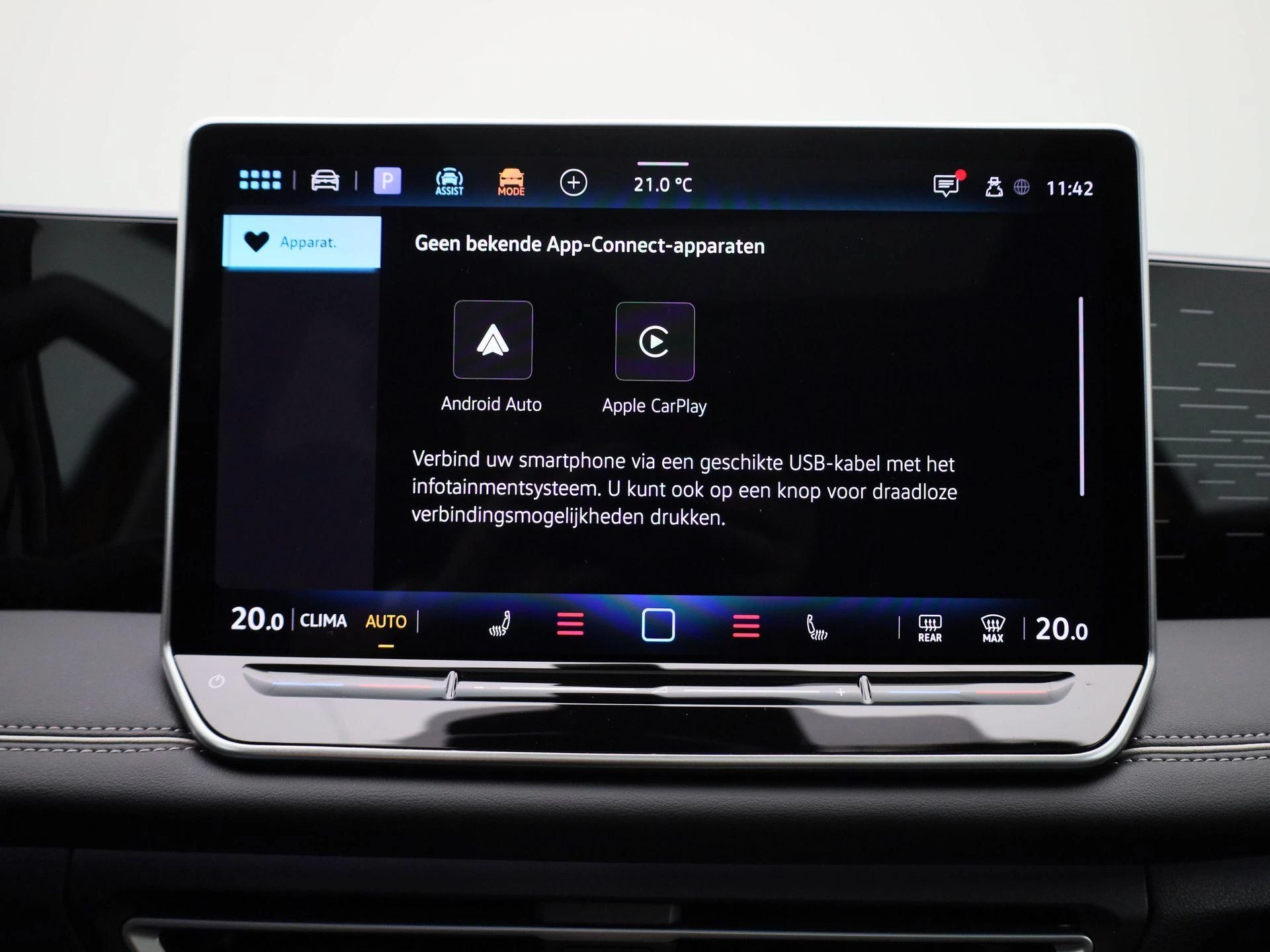 Volkswagen-Tiguan-image-31