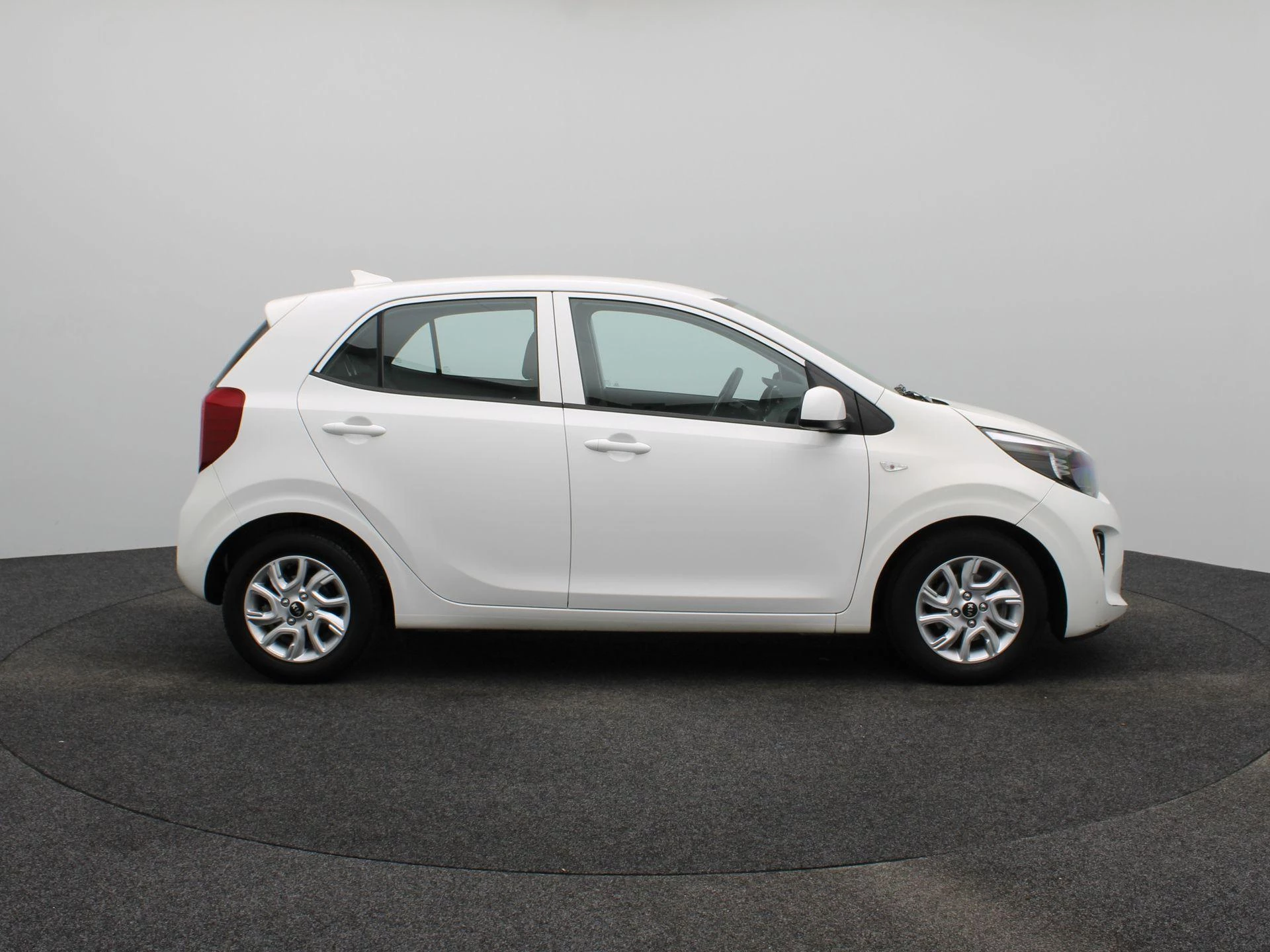 Kia-Picanto-image-10