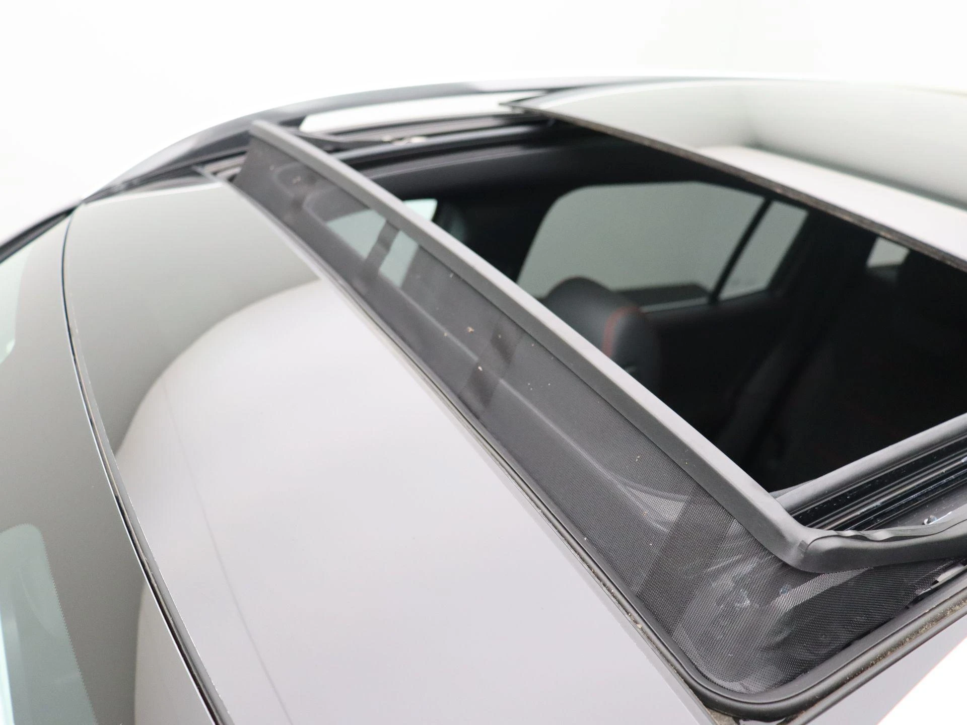Mercedes-Benz EQB 250+ AMG Line + PANORAMISCH DAK + CARPLAY + ADVANCED SOUND +