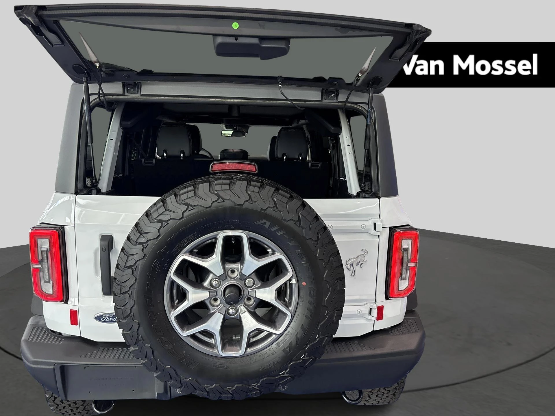 Ford-Bronco-image-22