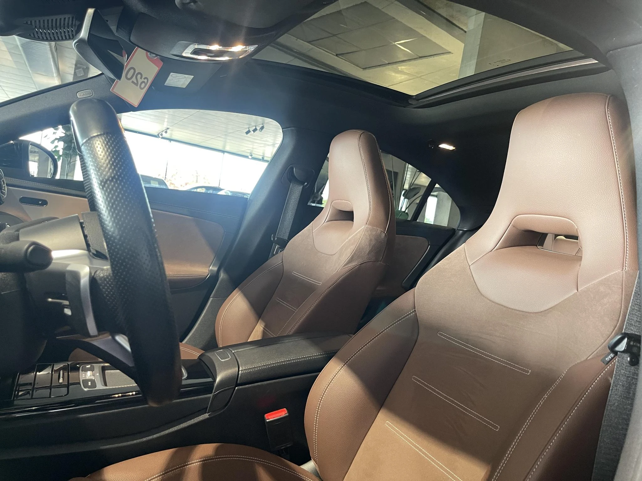 Mercedes-Benz-CLA-image-8