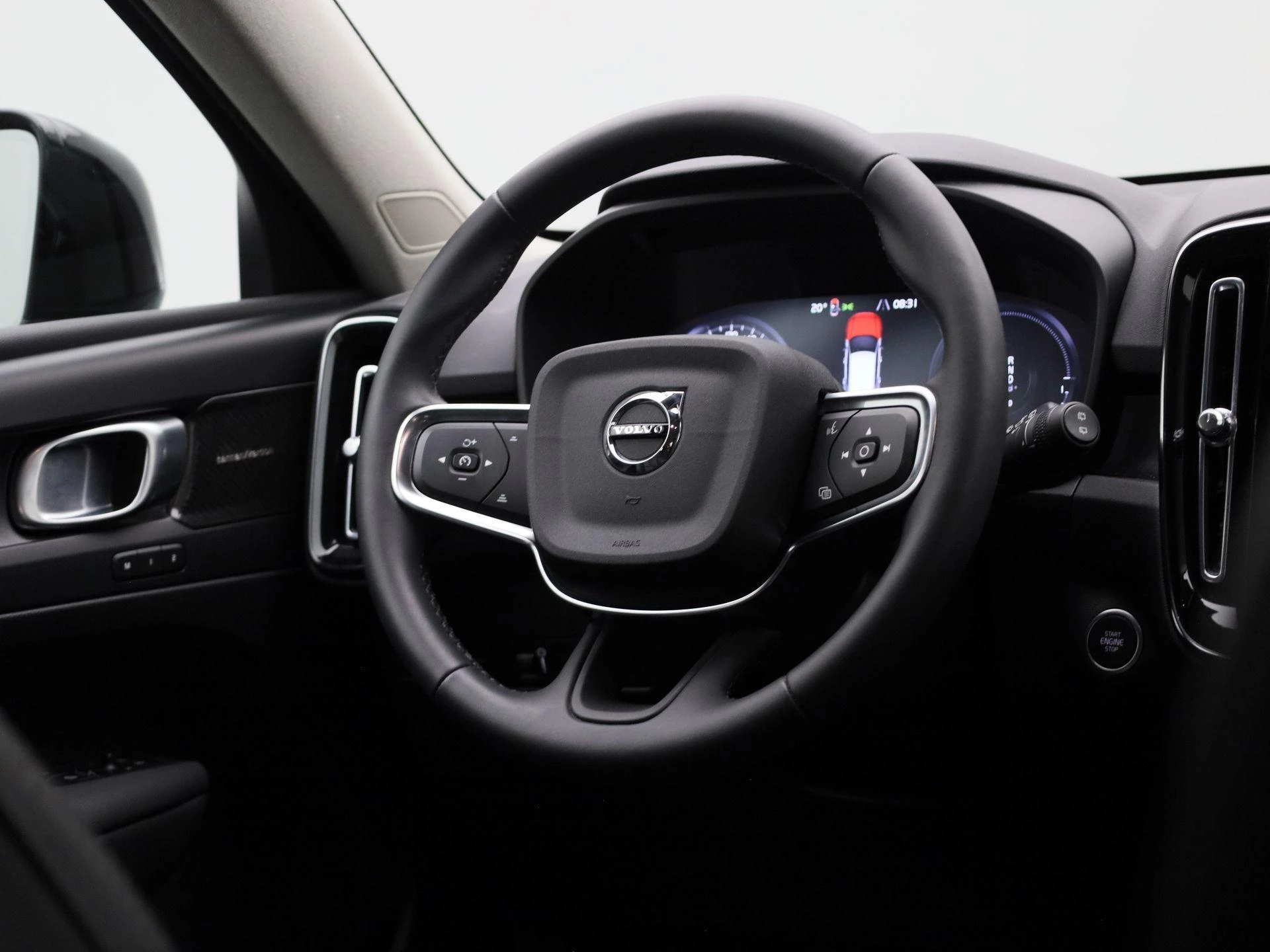 Volvo-XC40-image-40