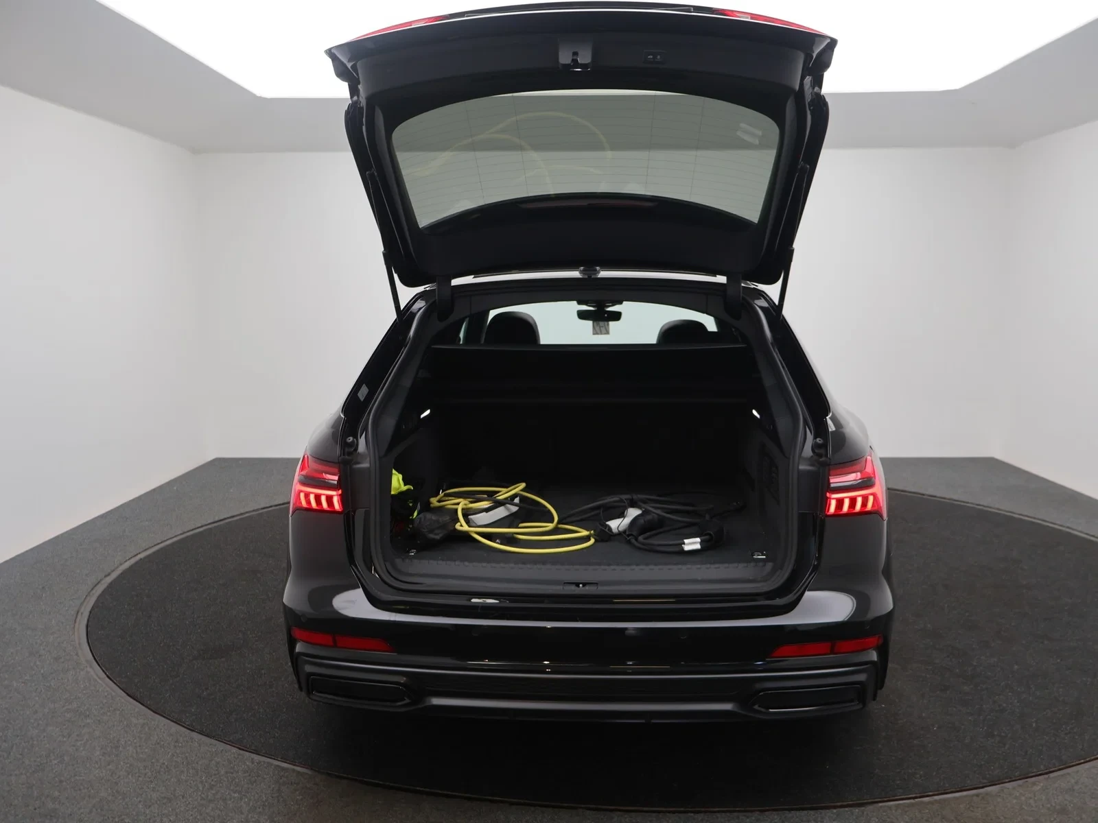 Audi-A6-image-16