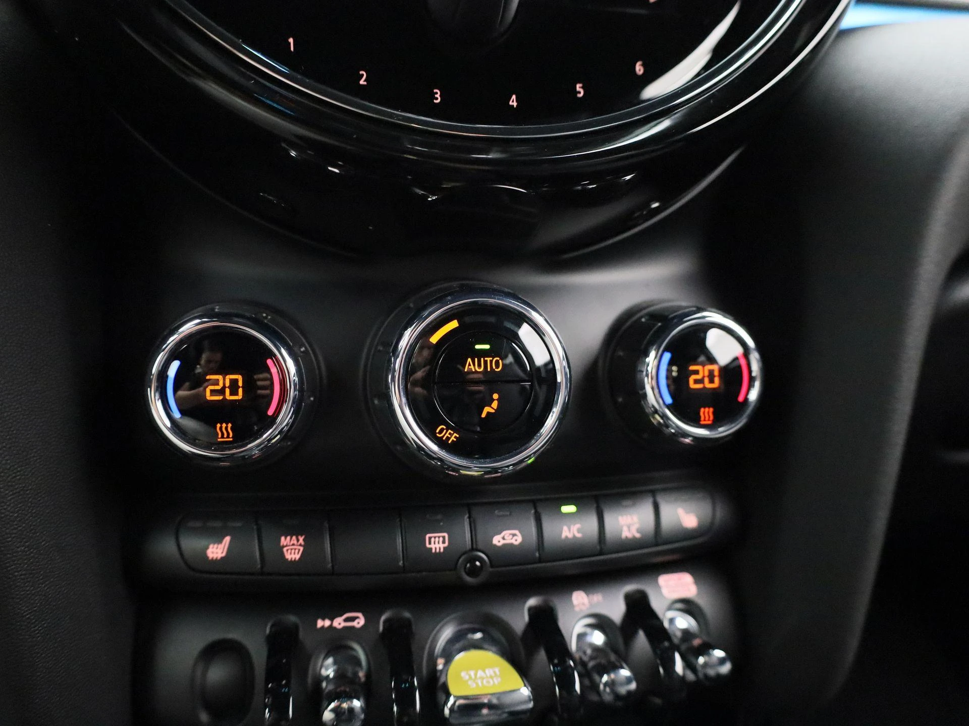 MINI-Cooper-image-25