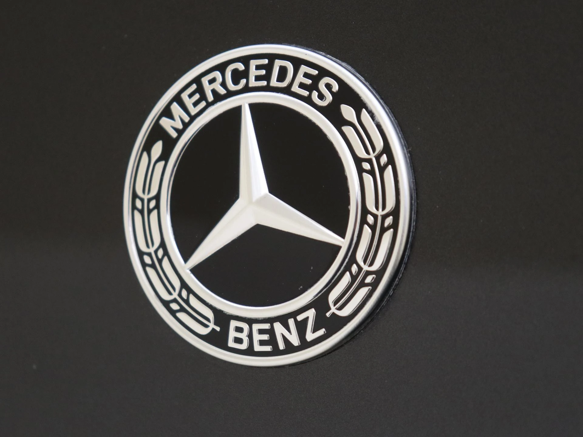 Mercedes-Benz-E-Klasse-image-27