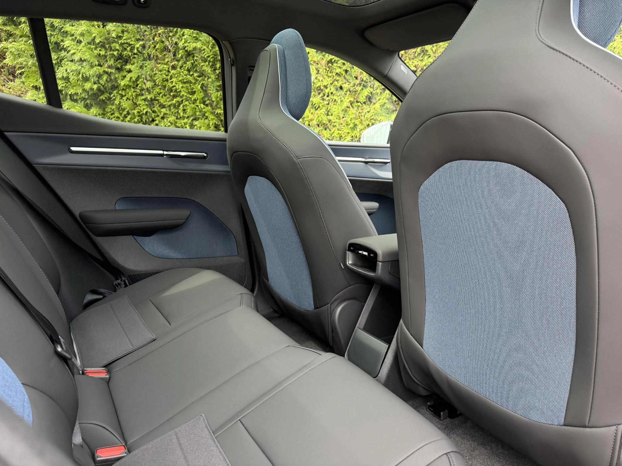 Volvo-EX30-image-9