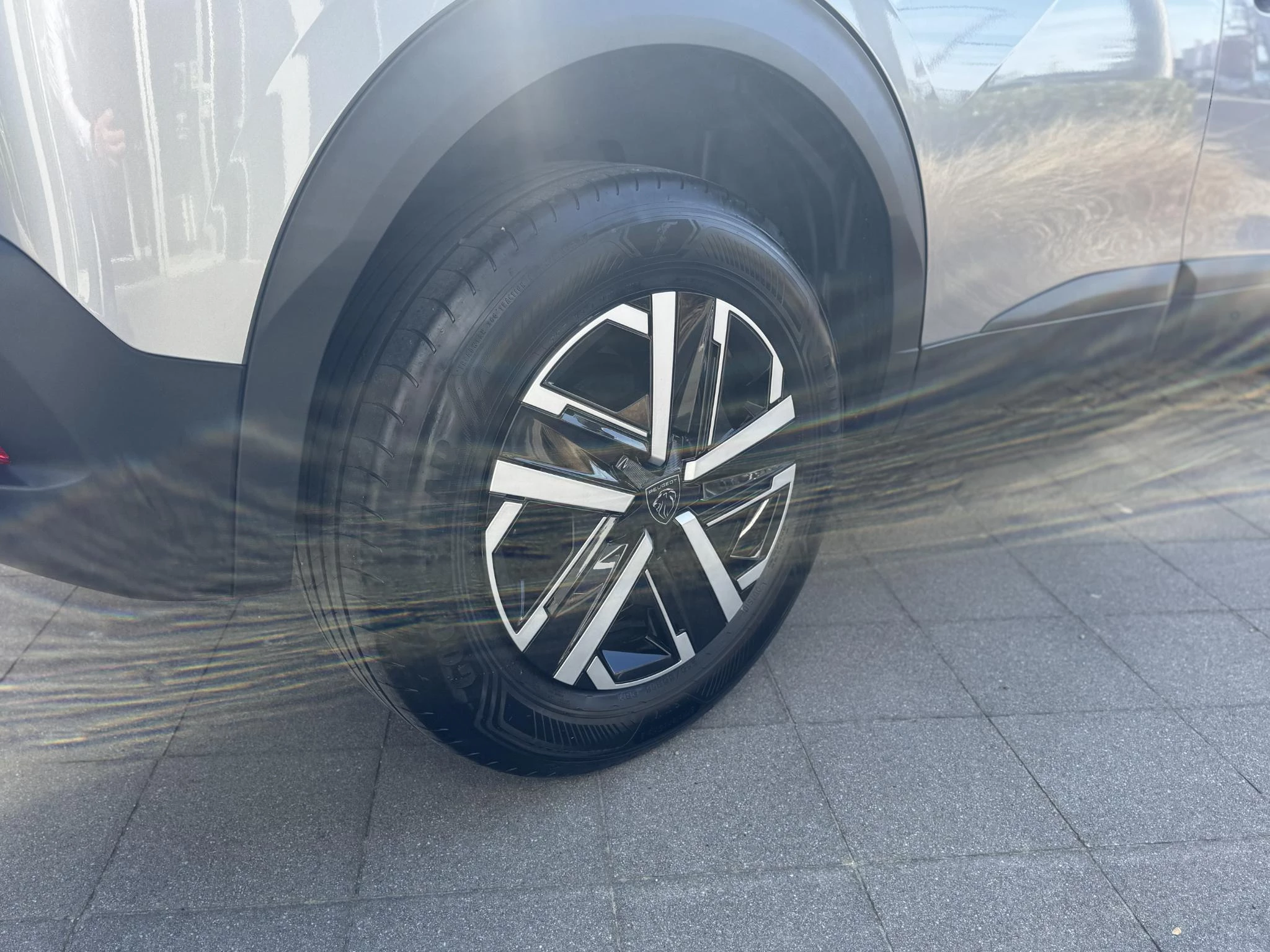 Peugeot-2008-image-12