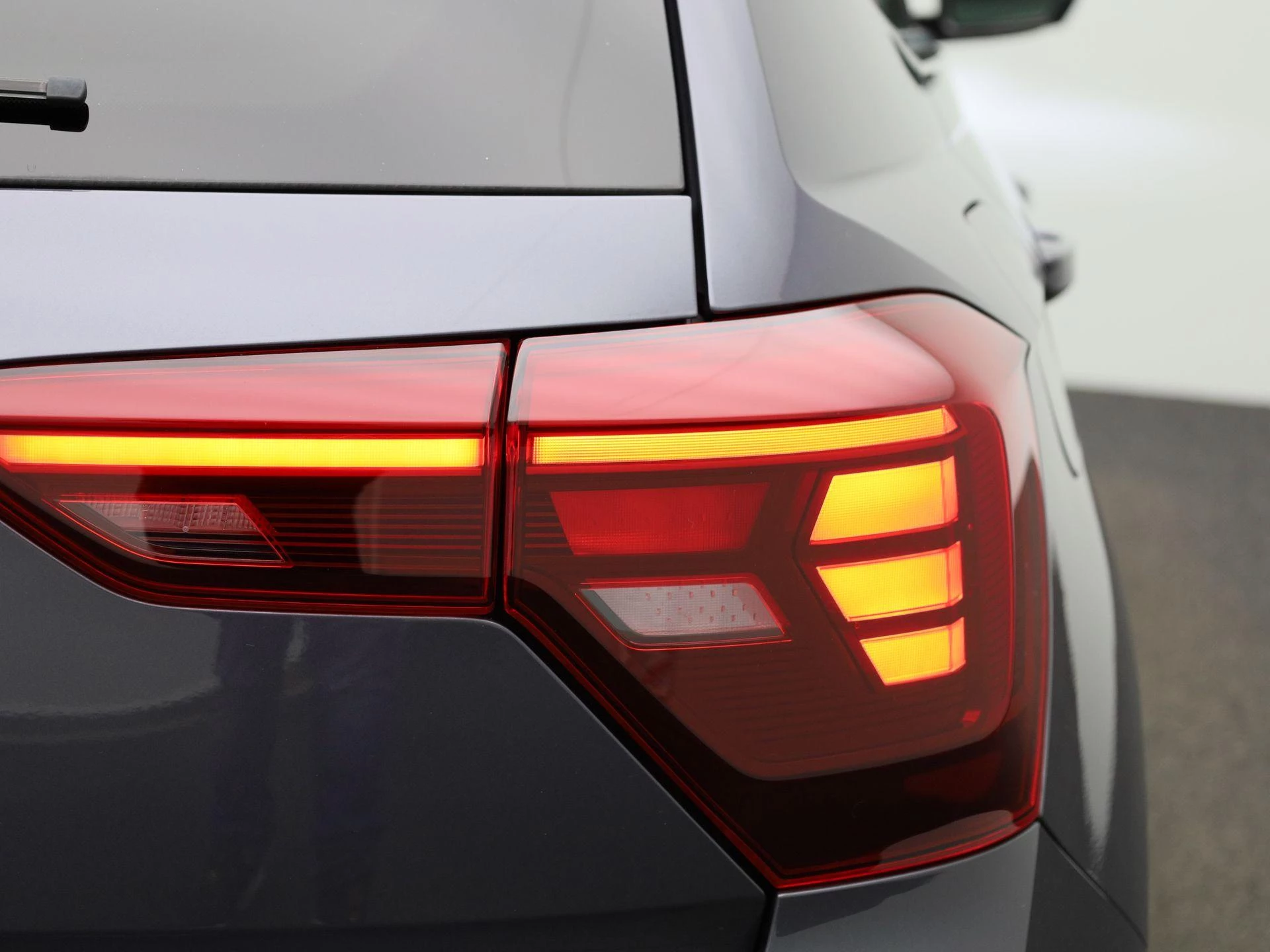 Volkswagen-Polo-image-31