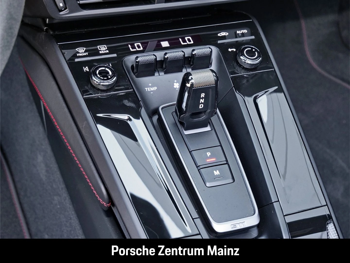 Porsche-911-image-21