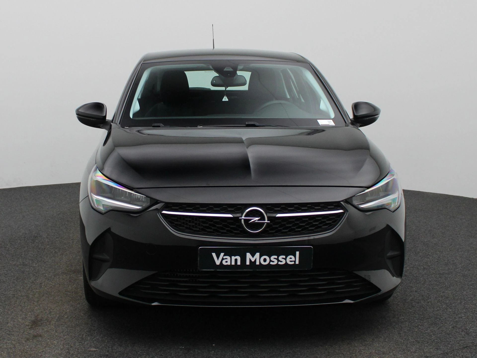Opel-Corsa-image-2