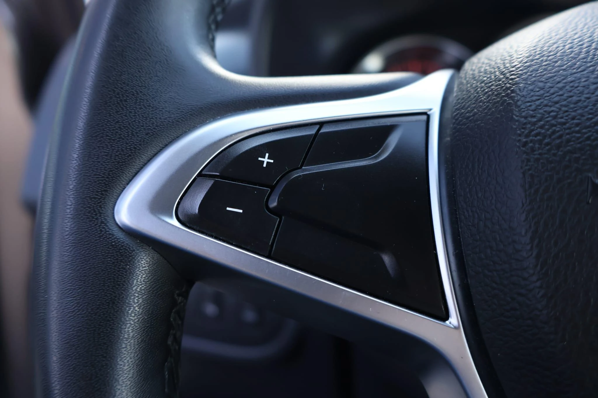 Dacia-Sandero Stepway-image-12