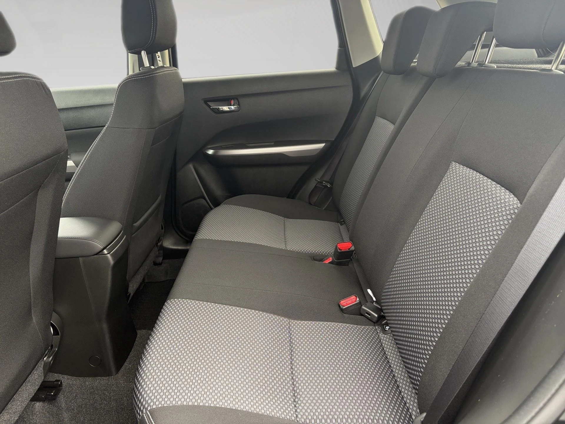Suzuki-Grand Vitara-image-18
