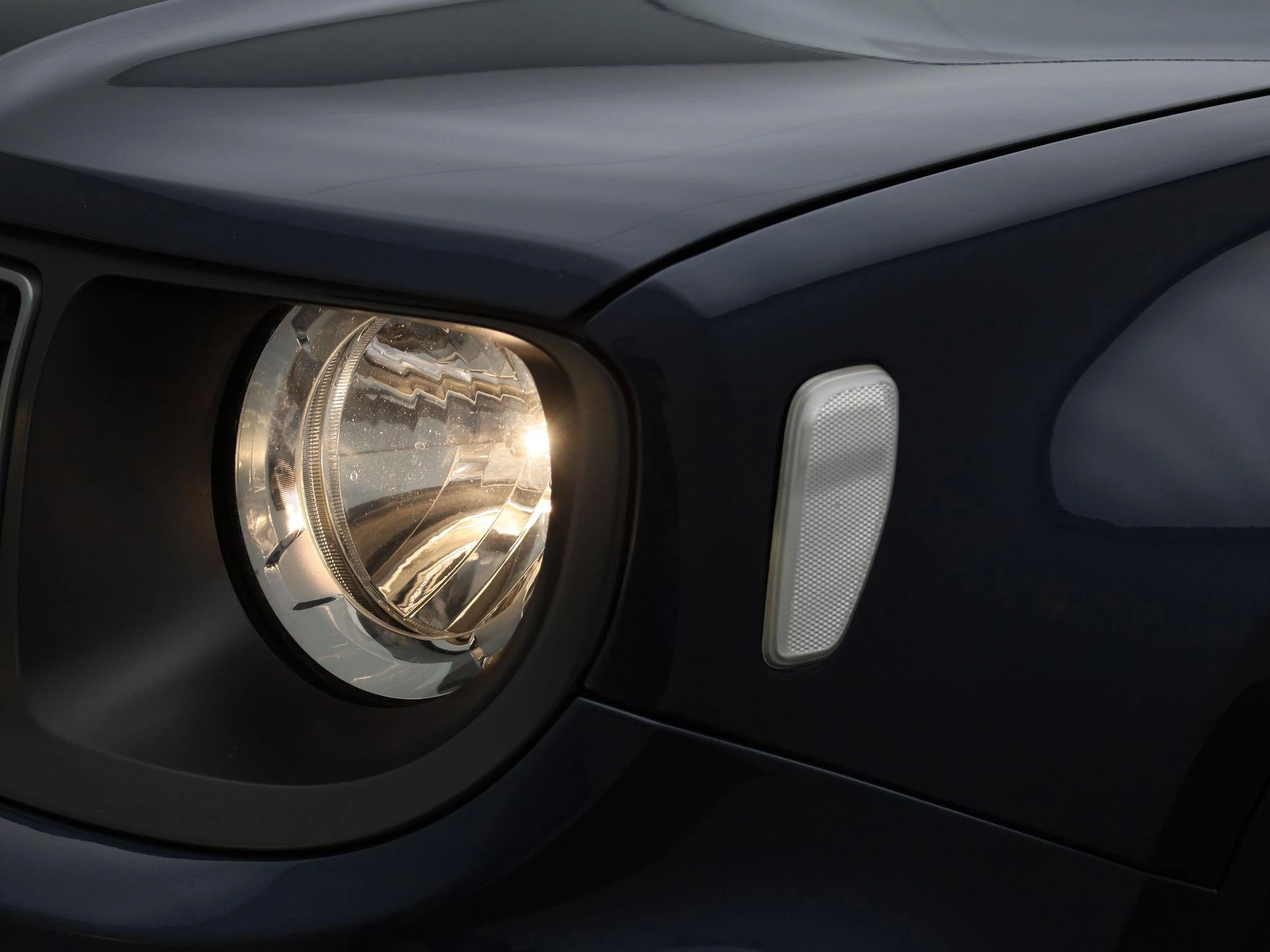 Jeep-Renegade-image-15