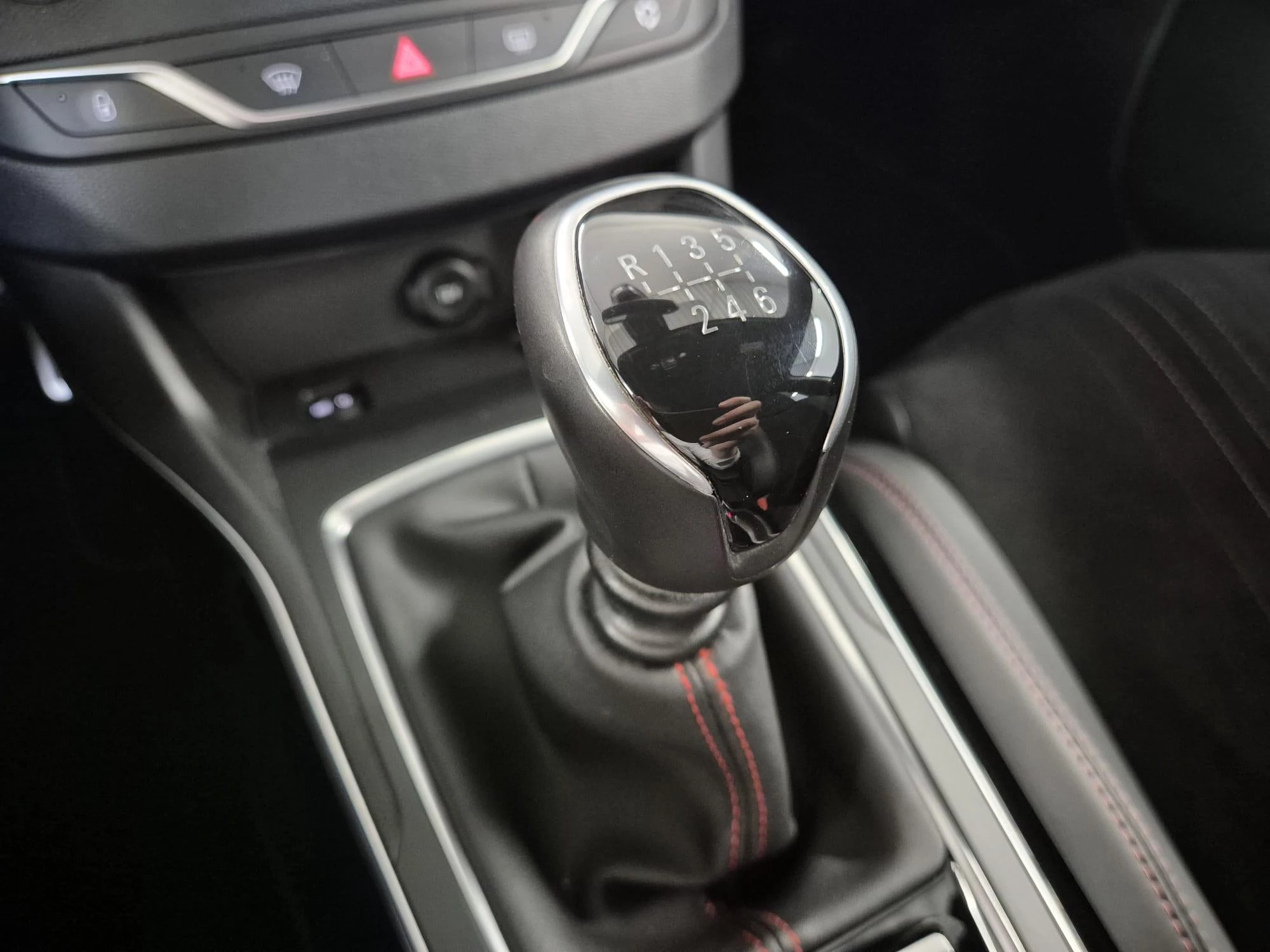Peugeot 308 1.5 BlueHDi 130 DPF S&S GT Pack